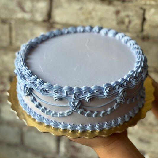 Monochrome Vintage Round Cake