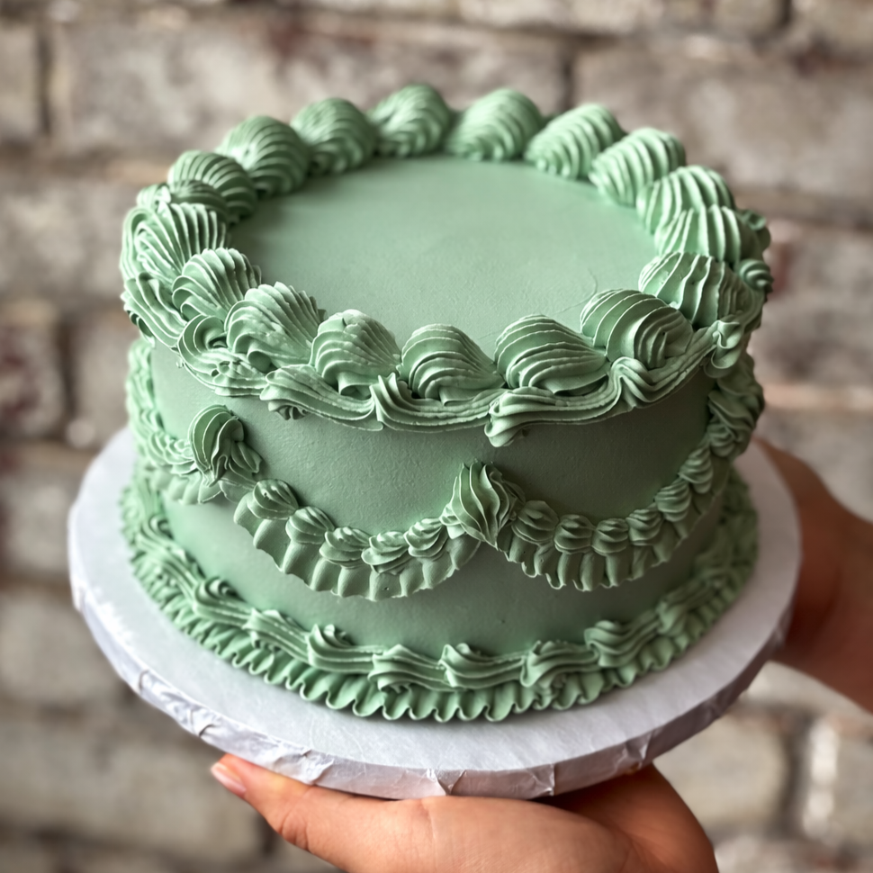 Monochrome Vintage Round Cake