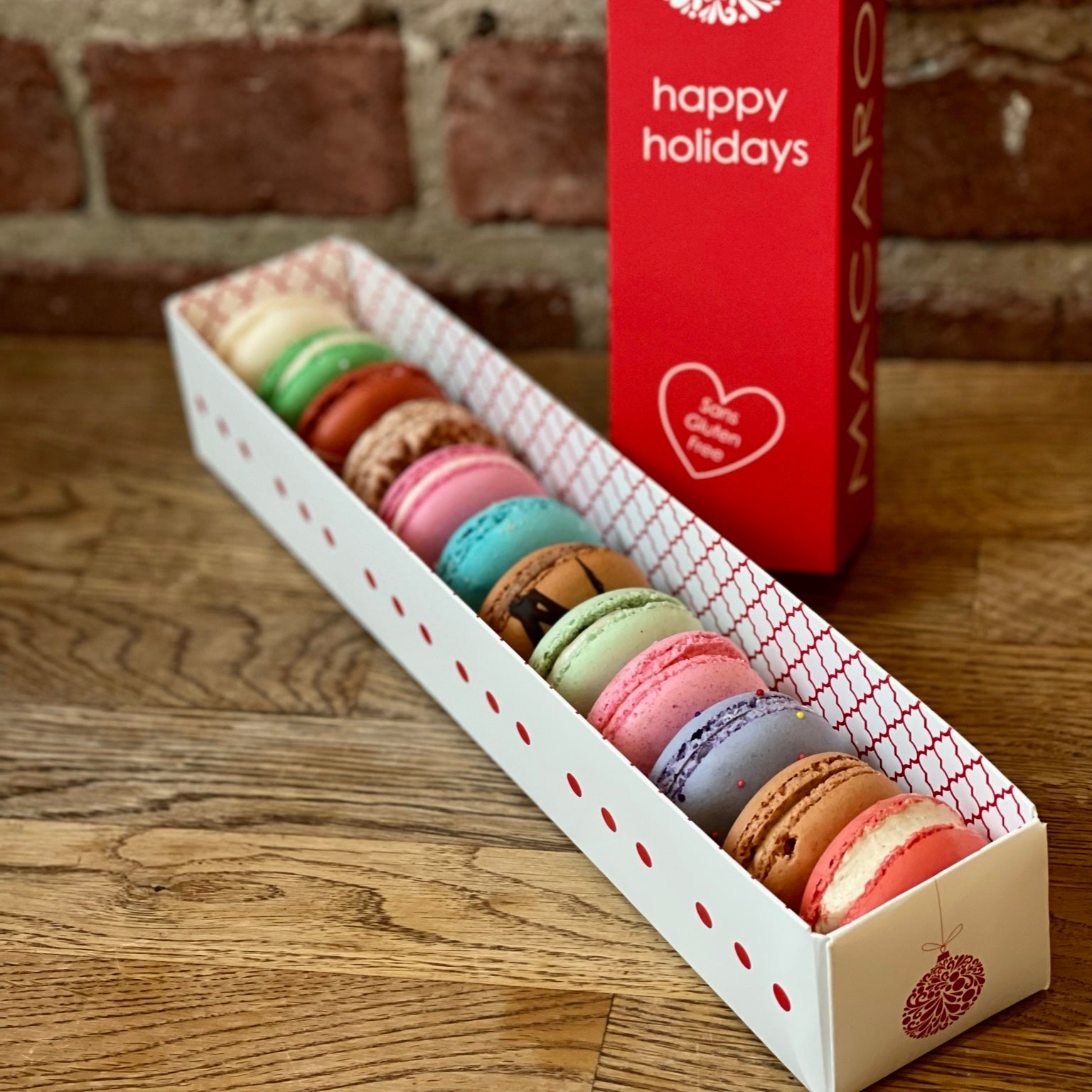 Macaron Box
